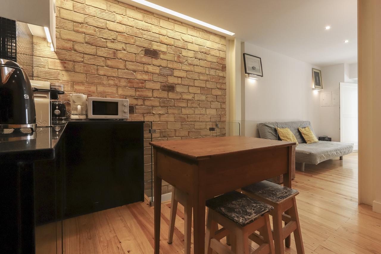 Bairro Alto Duplex By Homing Apartment Lisbon Luaran gambar